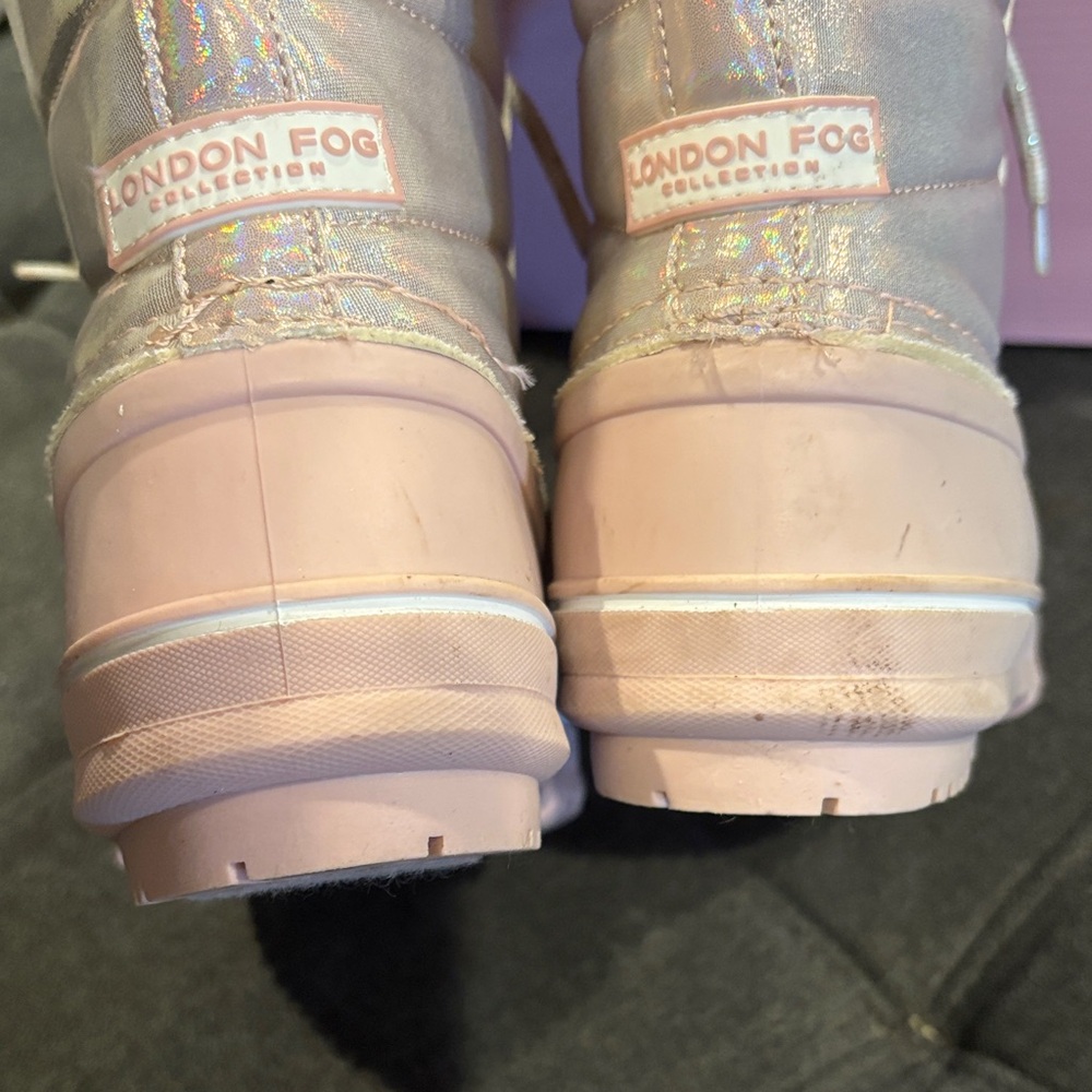 London Fog girls' iridescent snow boots size 3 - Picture 11 of 16